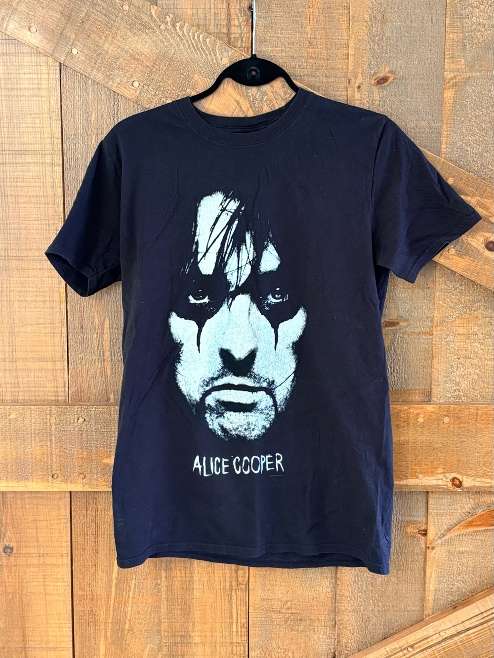 2014 Alice Cooper tee, medium